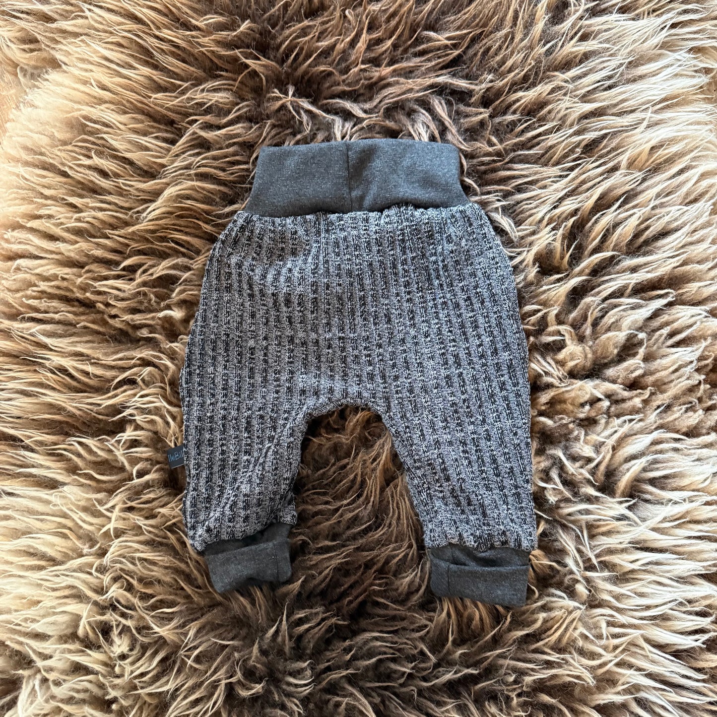 Limited edition harem grey rib