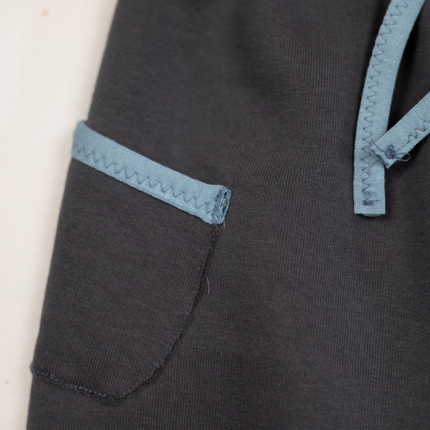 zakje detail aan broekje geschikt voor wasbare luiers