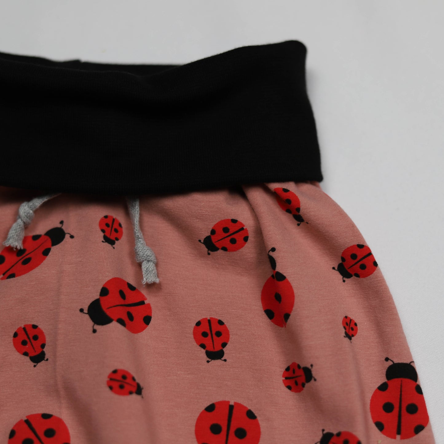 Meegroeibroekje Ladybug