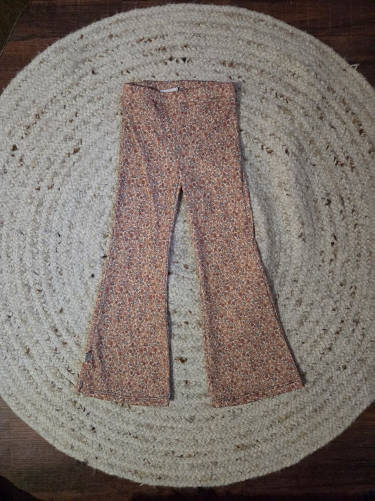 flared legging ribtricot, geschikt voor wasbare luiers, met bloemetjes