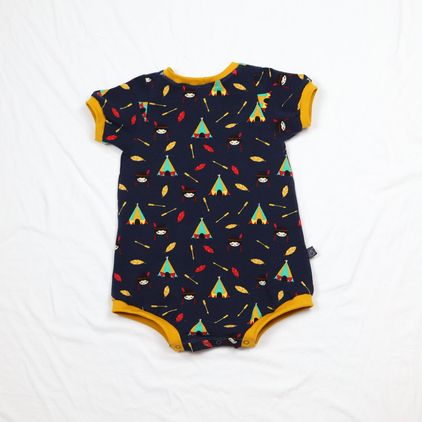 Baggy Onesie Tipi