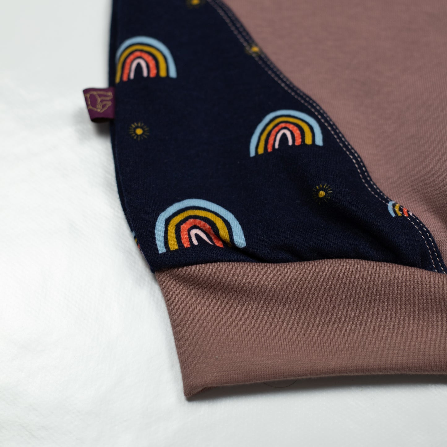 Sweater Rainbow Milkshake