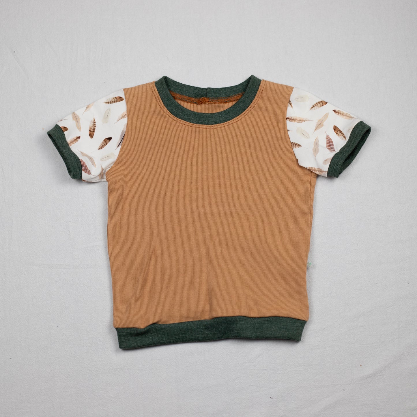 T-Shirt Feather