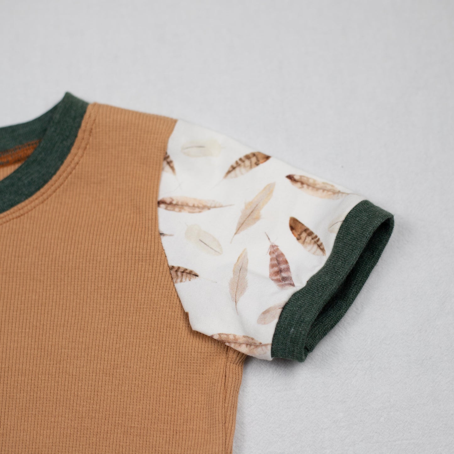 T-Shirt Feather