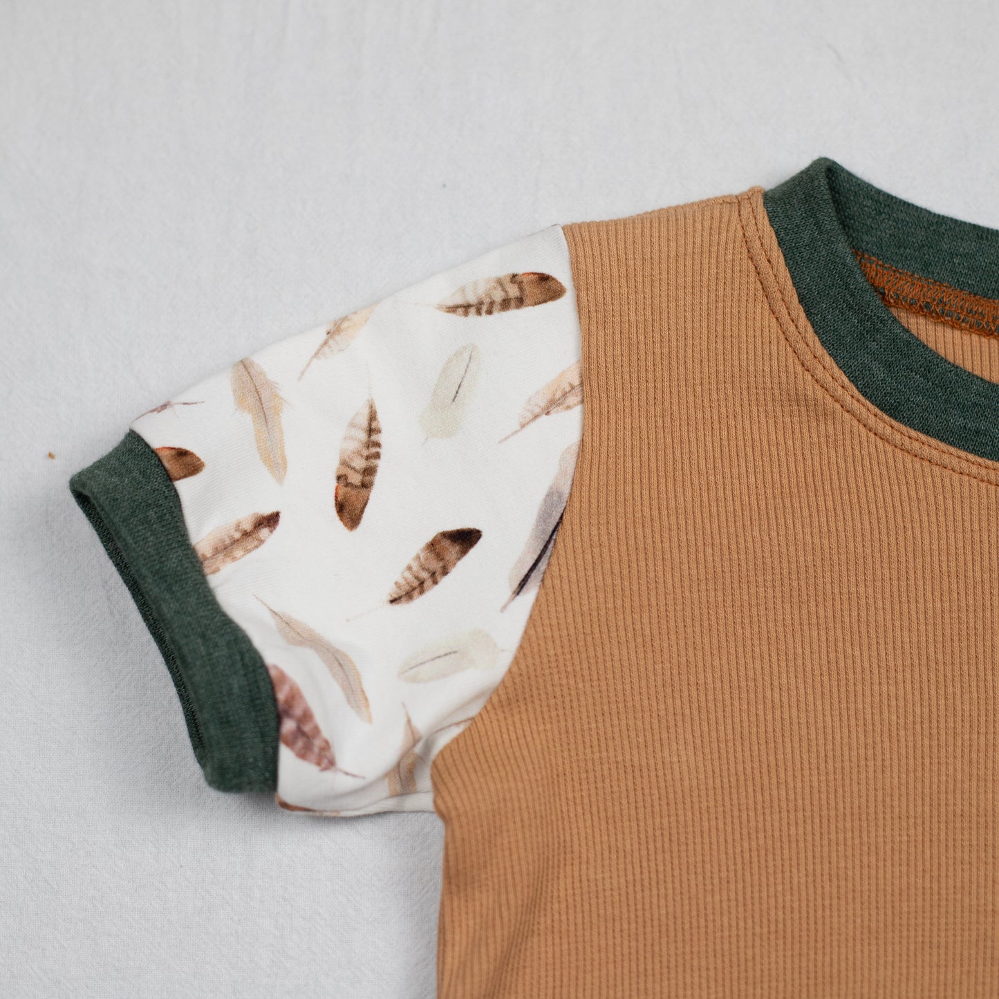 T-Shirt Feather