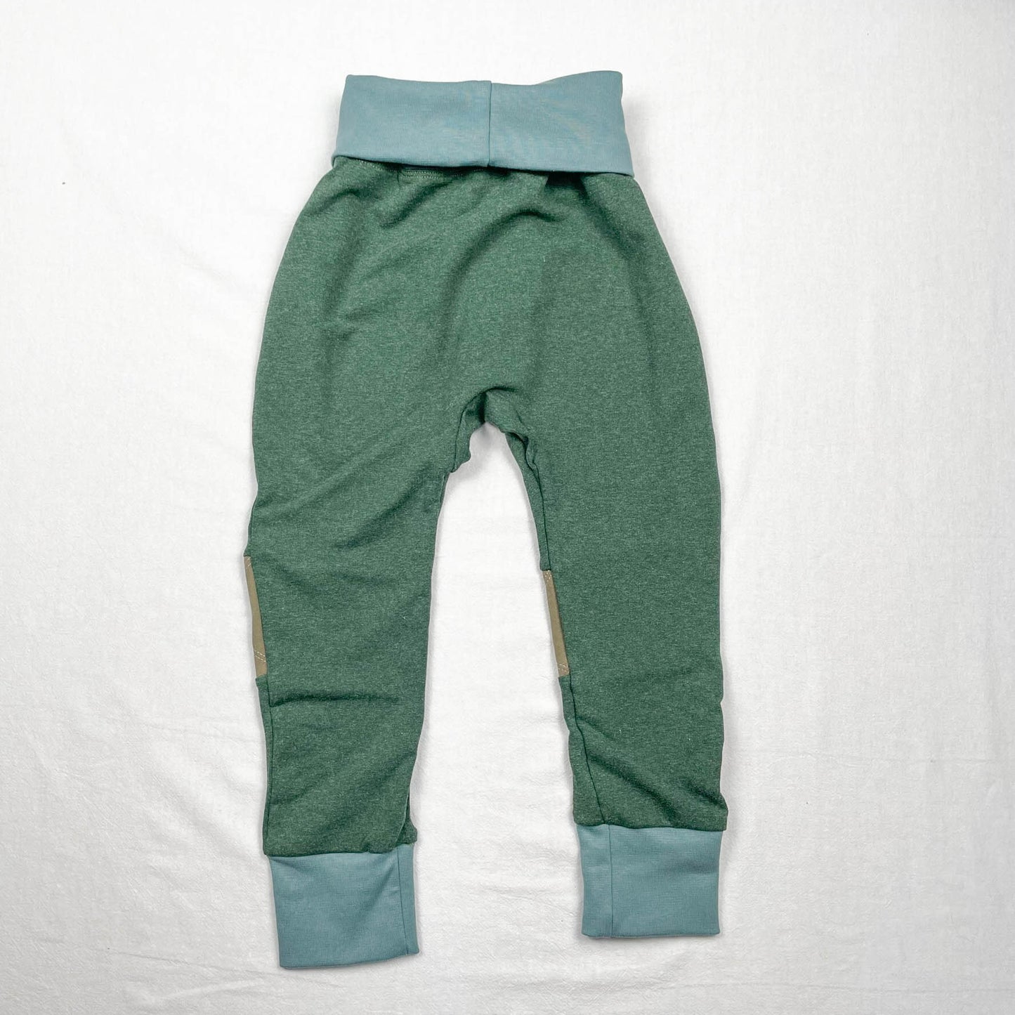Meegroeibroekje Minty Forest