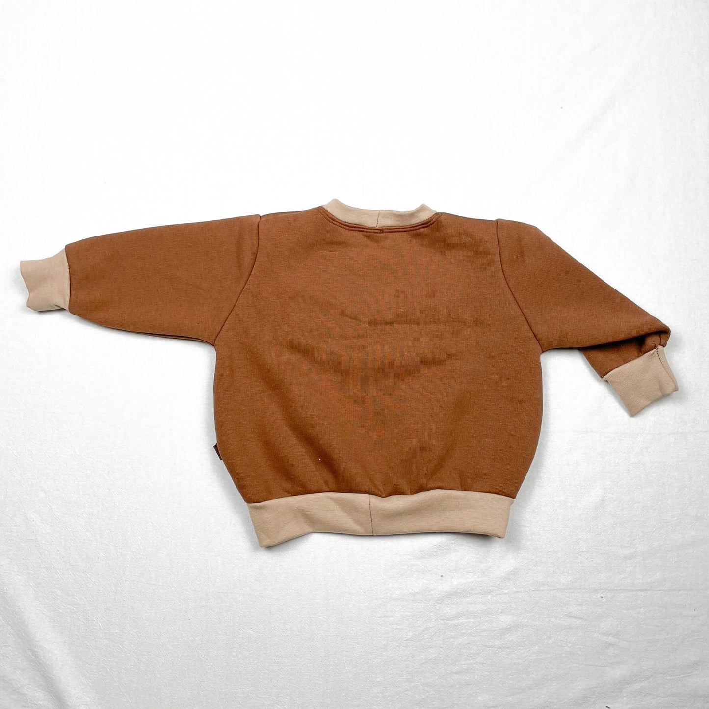 Sweater Chocolate