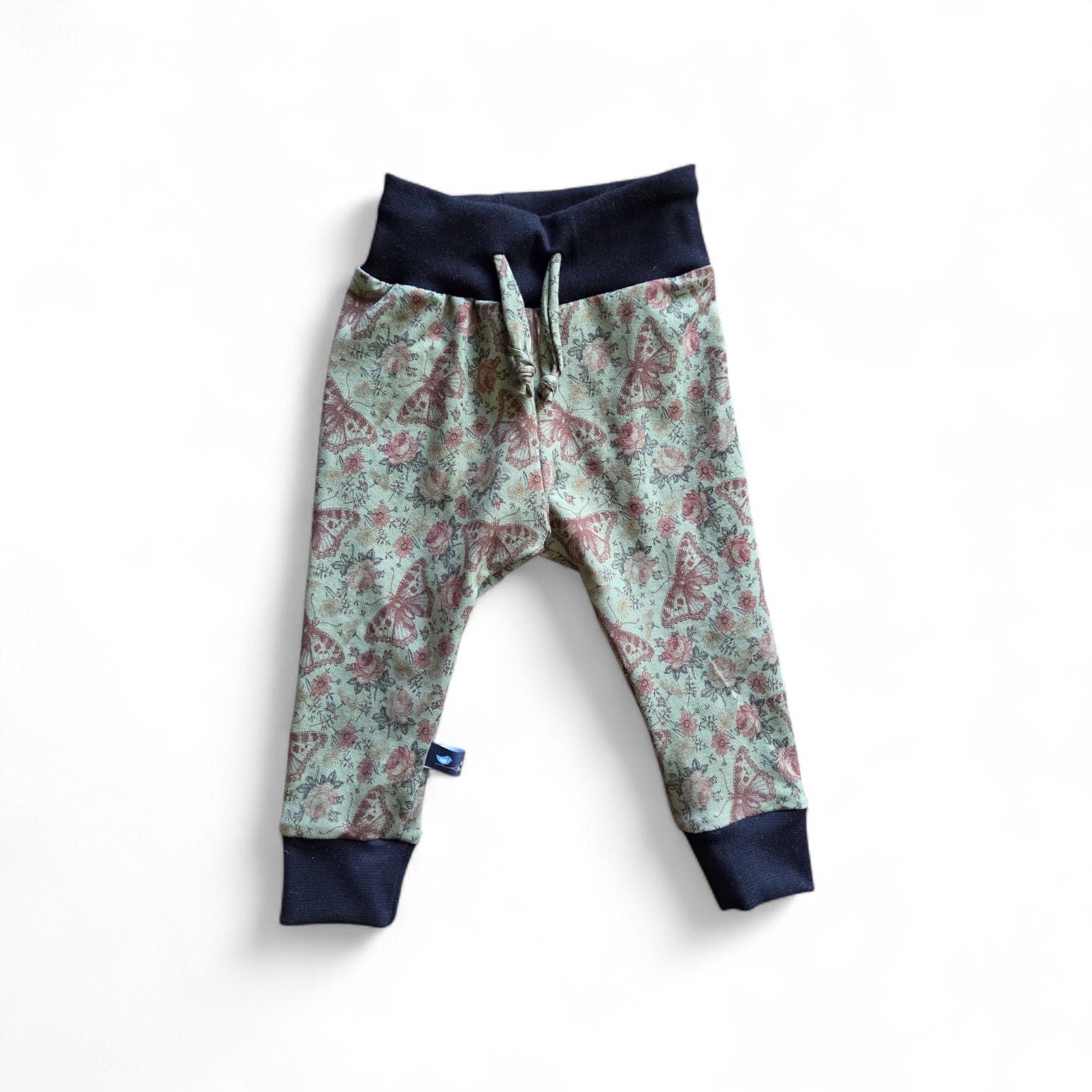 studioshot van slank broekje voor wasbare luiers