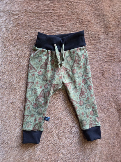 slank broekje voor wasbare luiers, donkergroen tricot met vlinders