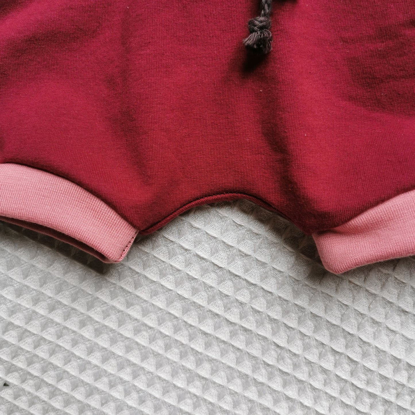 Foldover Shorts Bordeaux