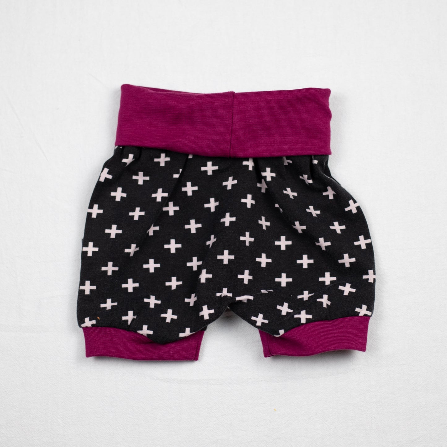 Foldover Shorts Aubergine Cross